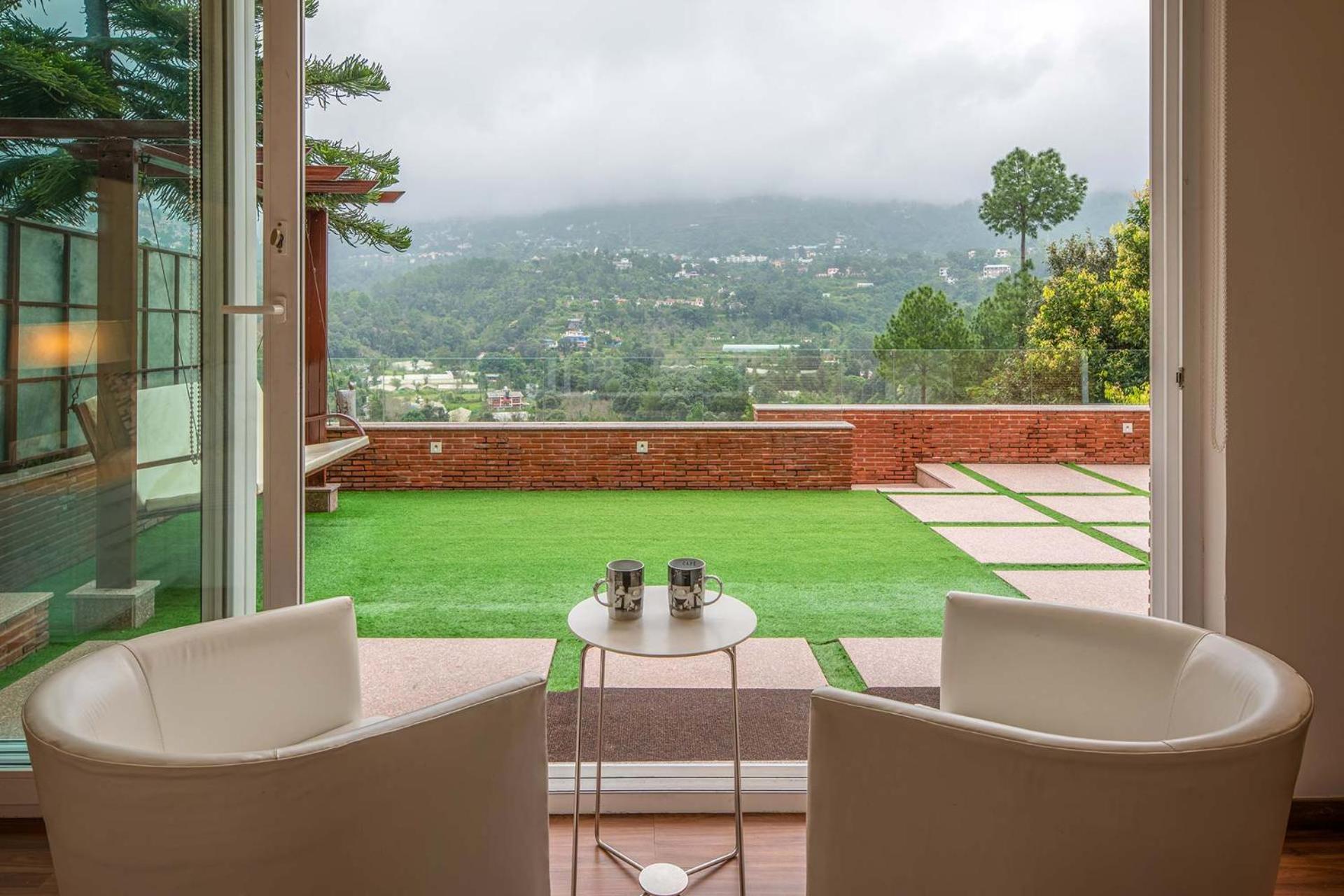Stayvista At Oberoi'S Chalet Bhīm Tāl 외부 사진
