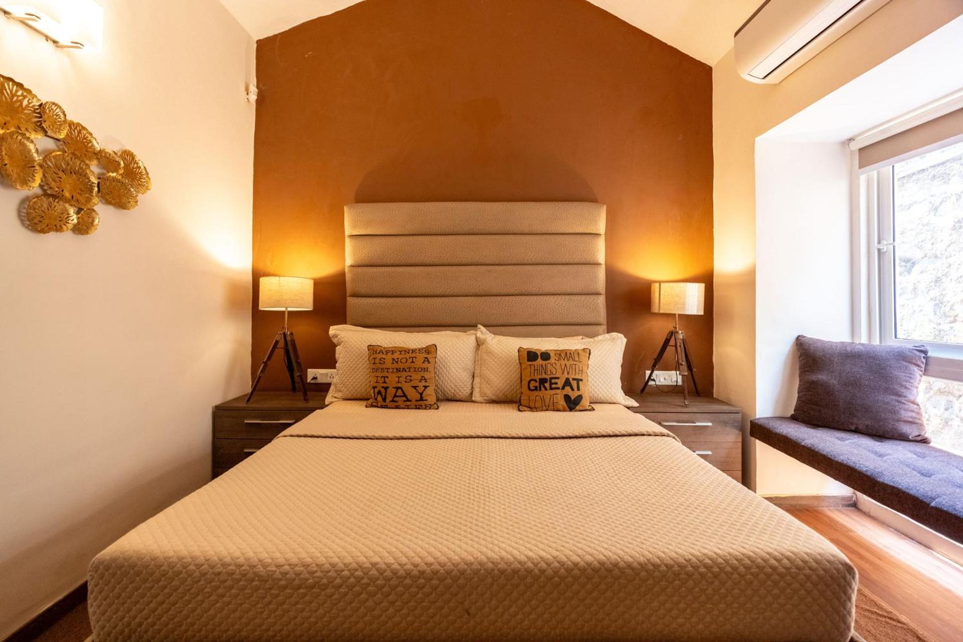 Stayvista At Oberoi'S Chalet Bhīm Tāl 외부 사진