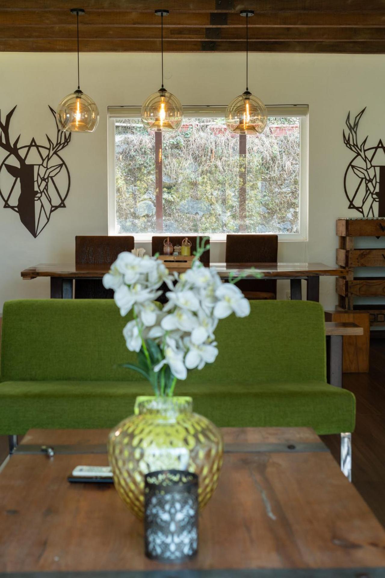 Stayvista At Oberoi'S Chalet Bhīm Tāl 외부 사진